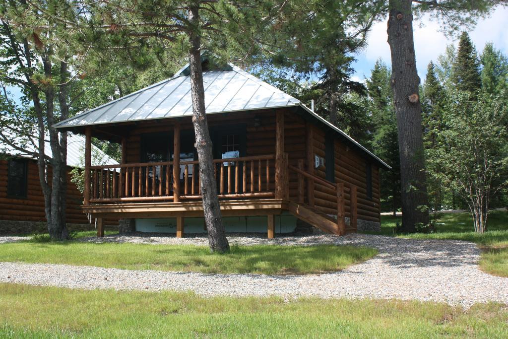 Lake Parlin Lodge & Cabins West Forks Δωμάτιο φωτογραφία